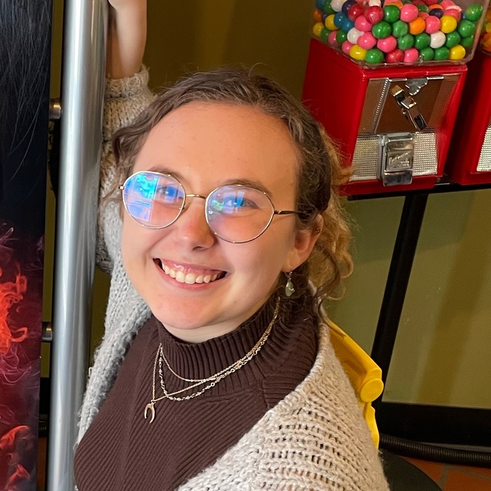 Meet your Posher, Emma